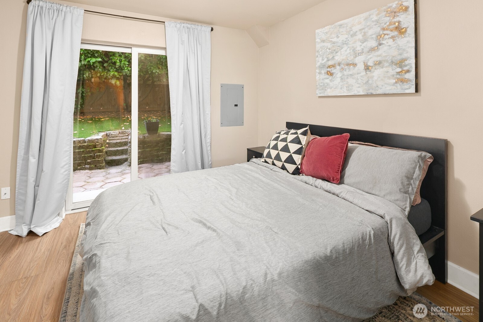 3224 21st Avenue W Unit: B