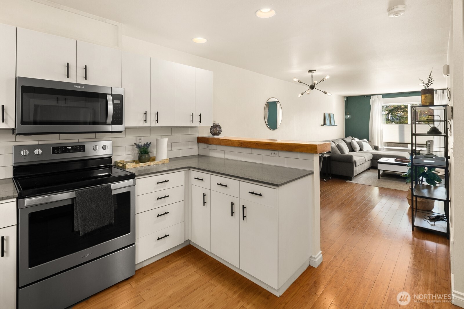 3224 21st Avenue W Unit: B