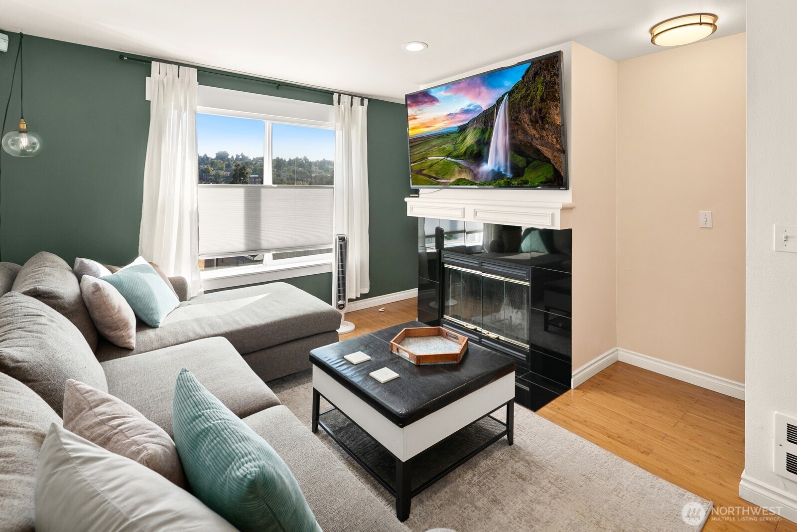 3224 21st Avenue W Unit: B