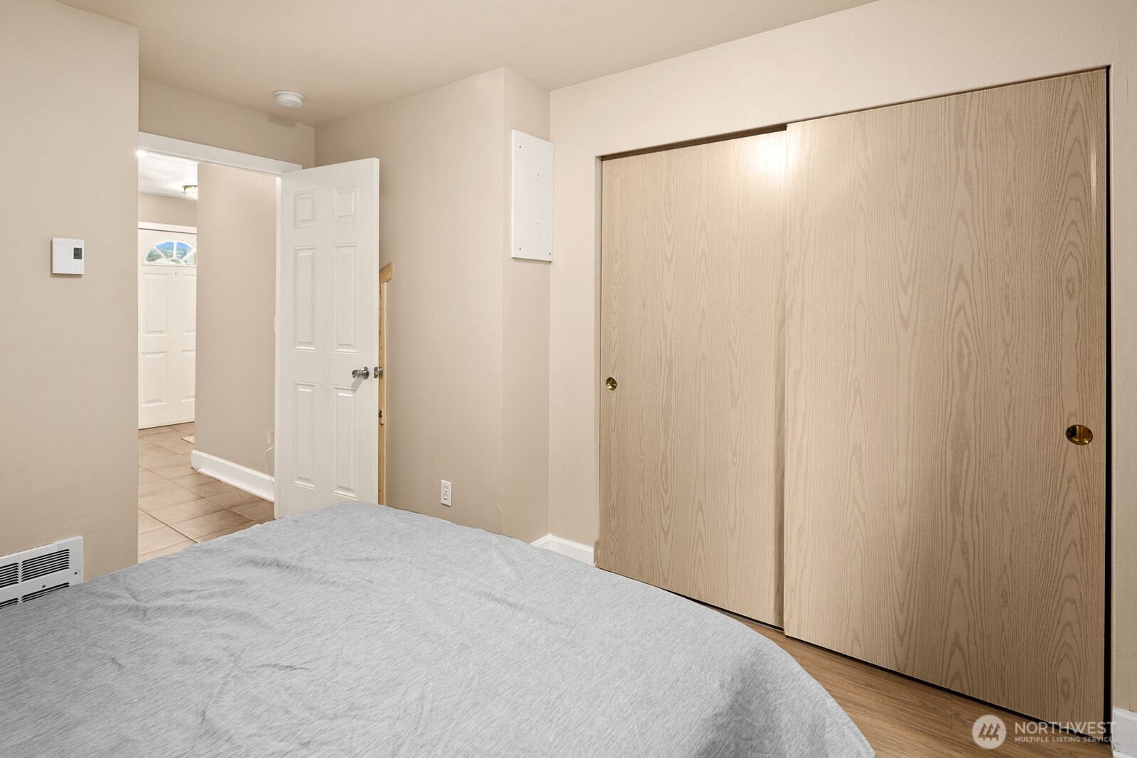 3224 21st Avenue W Unit: B