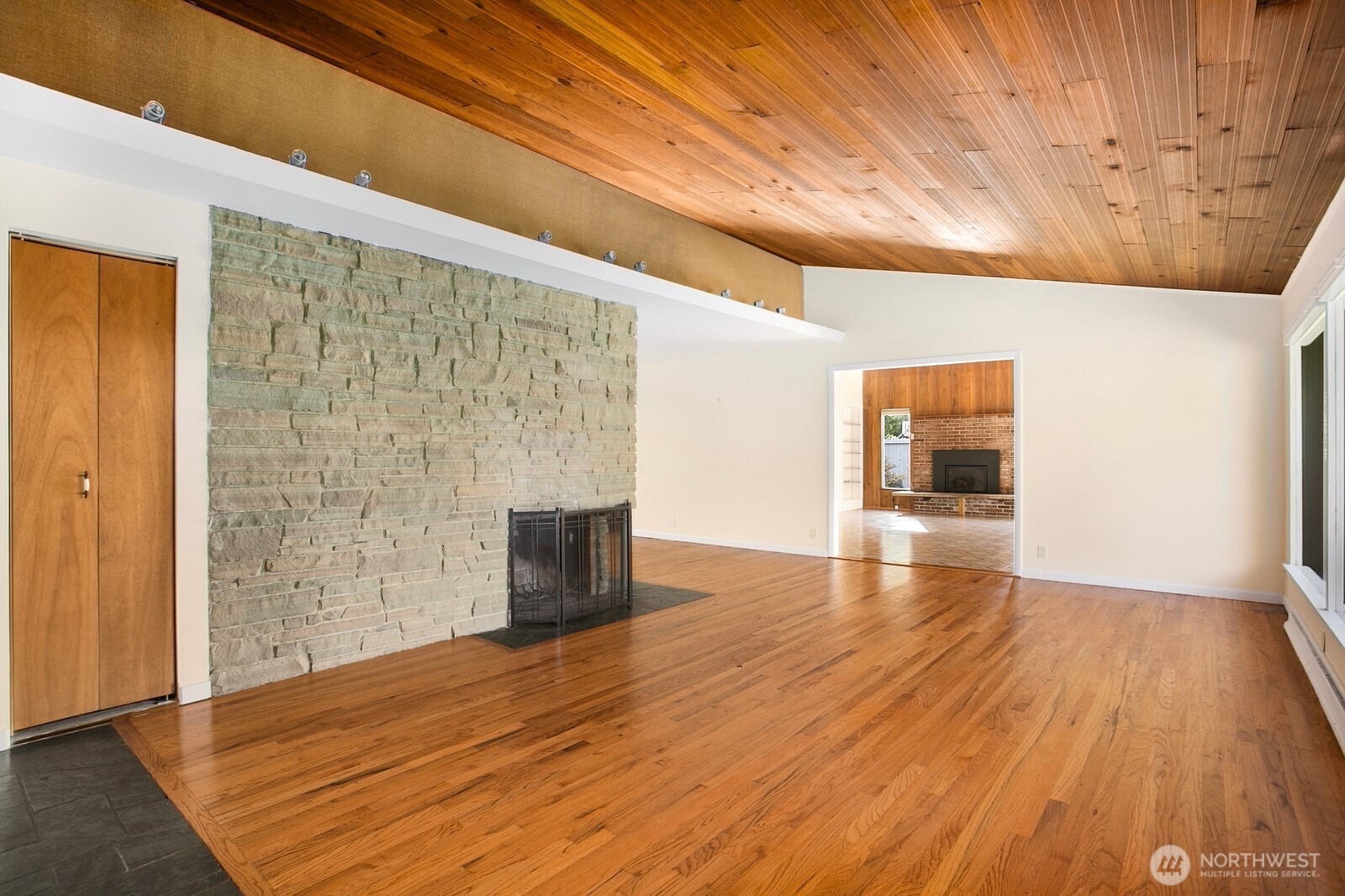 11006 SE 31st Street