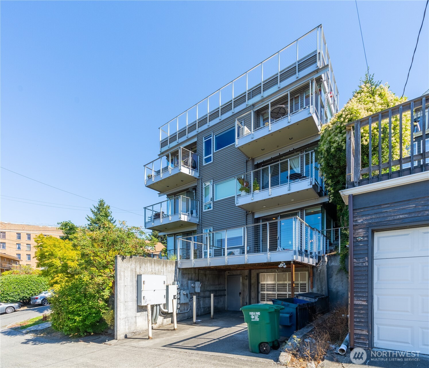 2731 Boylston Avenue E Unit: 300