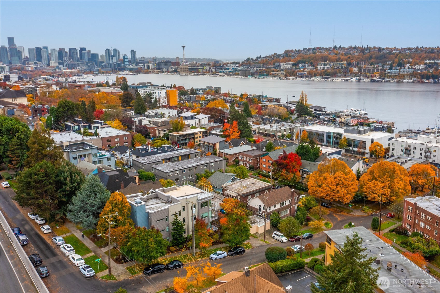 2731 Boylston Avenue E Unit: 300