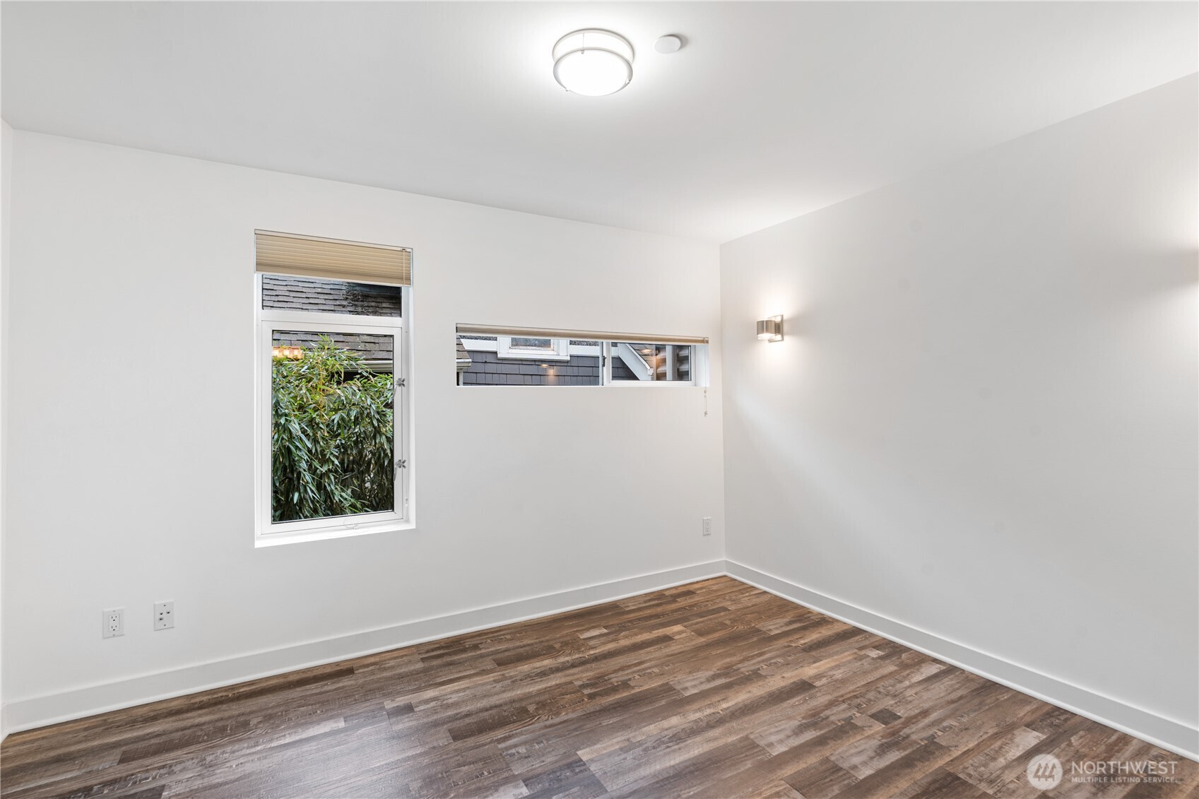 2731 Boylston Avenue E Unit: 300