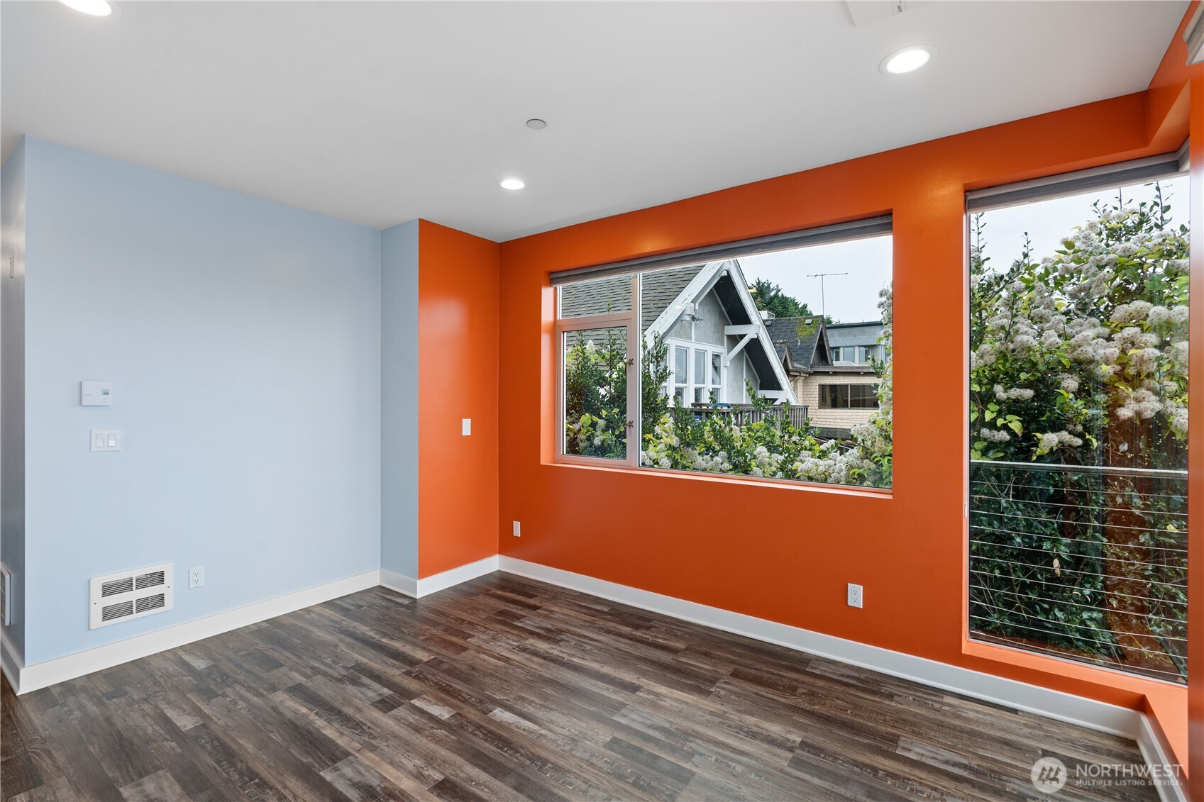 2731 Boylston Avenue E Unit: 300