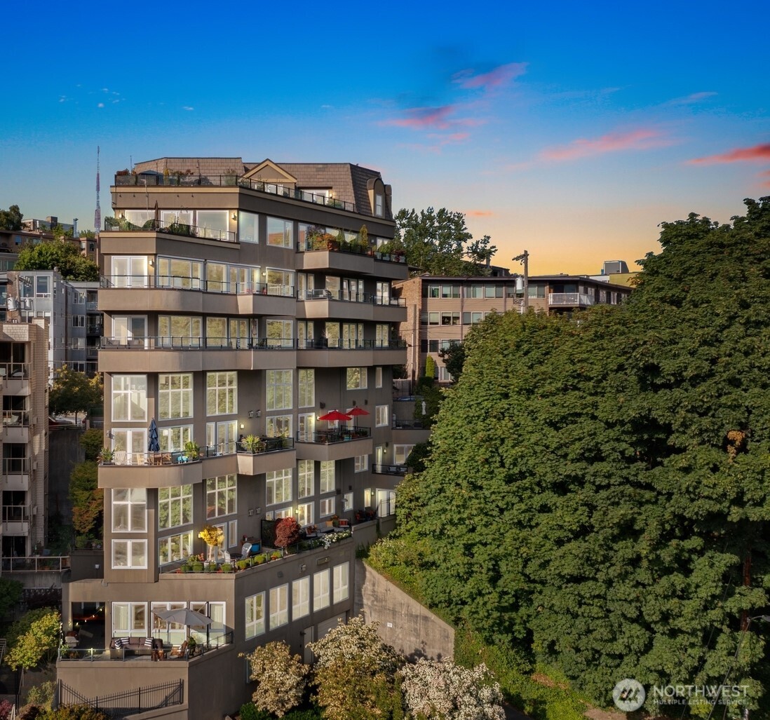 505 W Mercer Place Unit: #101