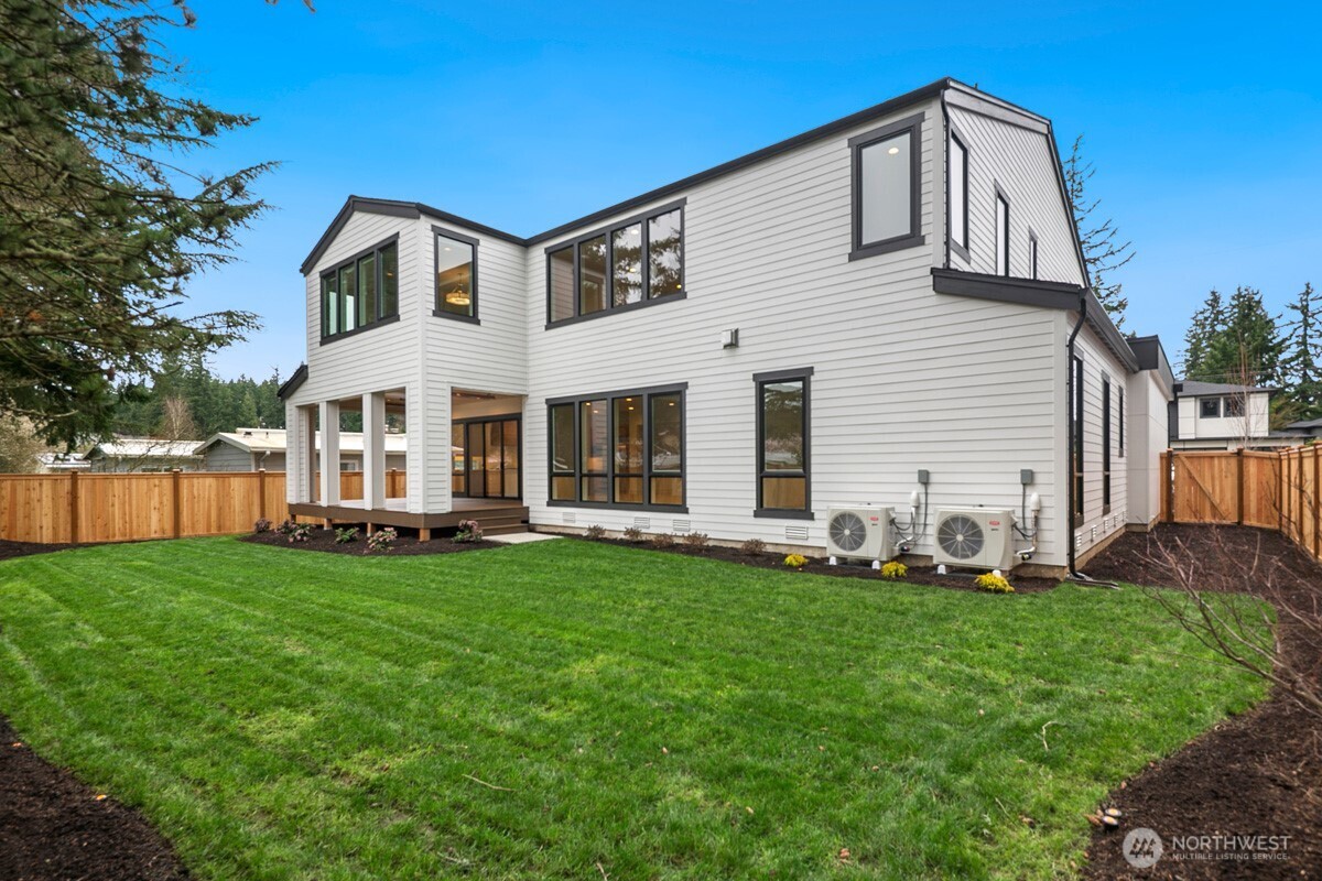 15503 SE 24th Street