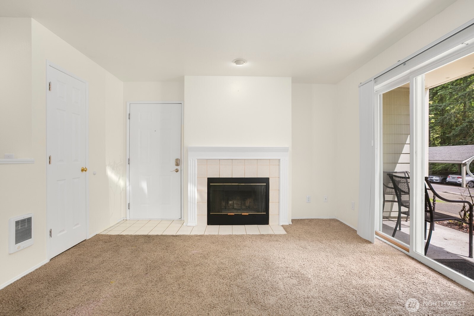 6525 200th Street SW Unit: 101