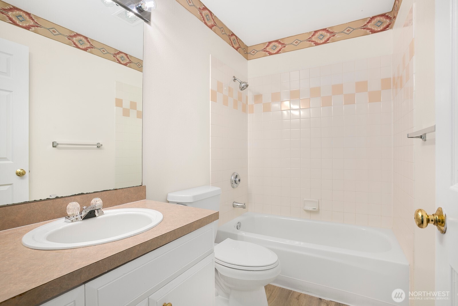 6525 200th Street SW Unit: 101