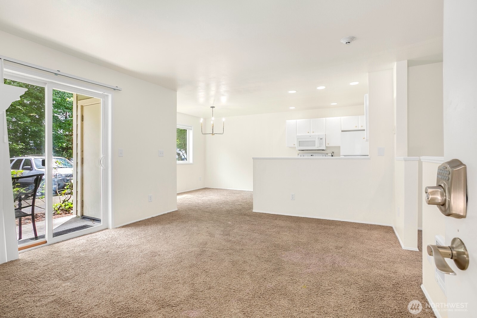 6525 200th Street SW Unit: 101