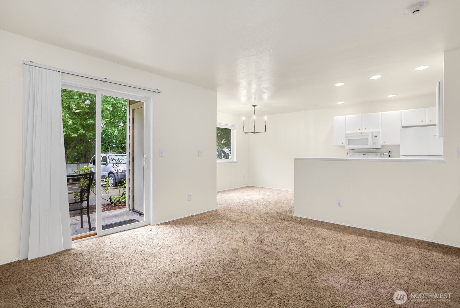 6525 200th Street SW Unit: 101