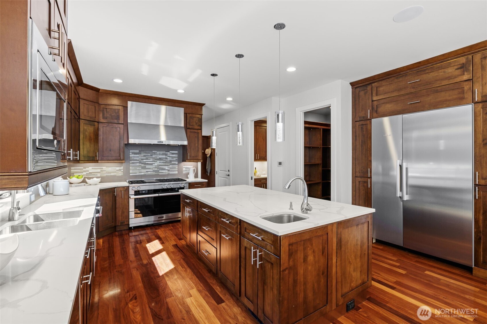 10425 NE 15th Street