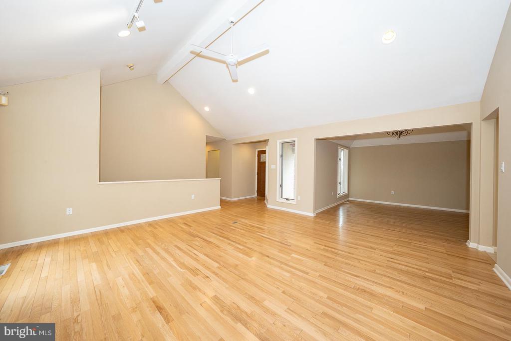 101 Nuss Rd