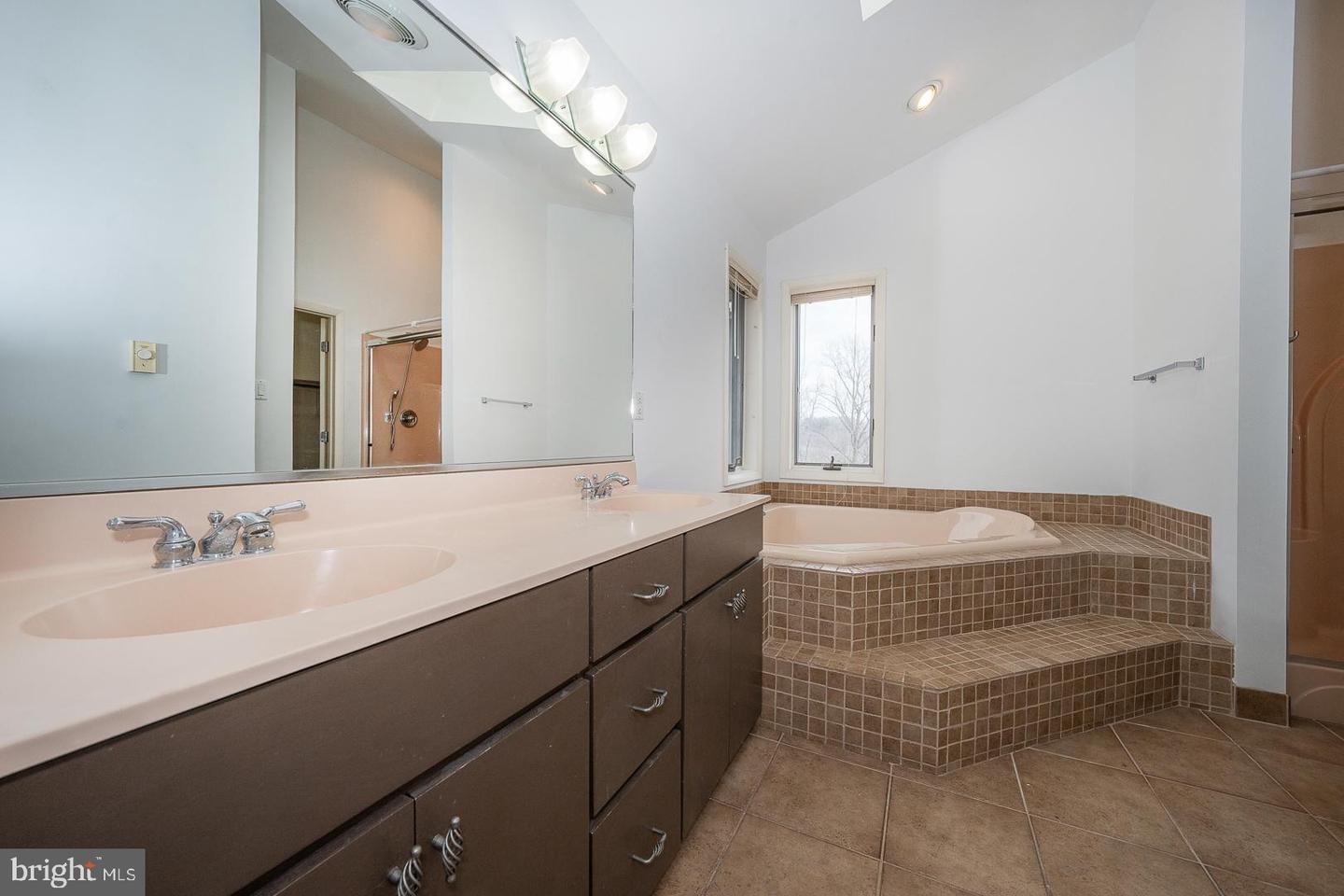 101 Nuss Rd