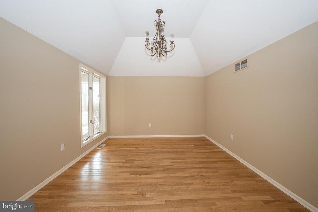 101 Nuss Rd