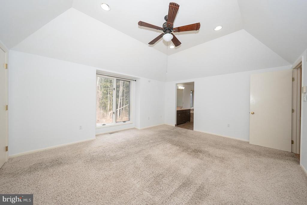 101 Nuss Rd