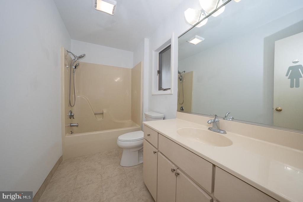 101 Nuss Rd