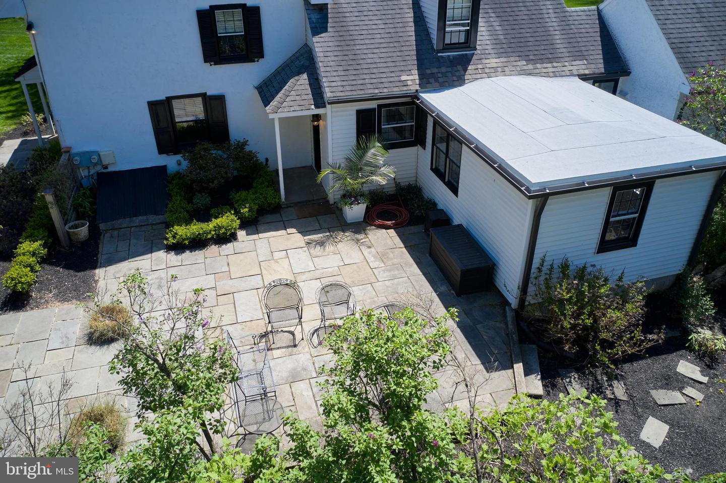 1040 KING OF PRUSSIA ROAD
