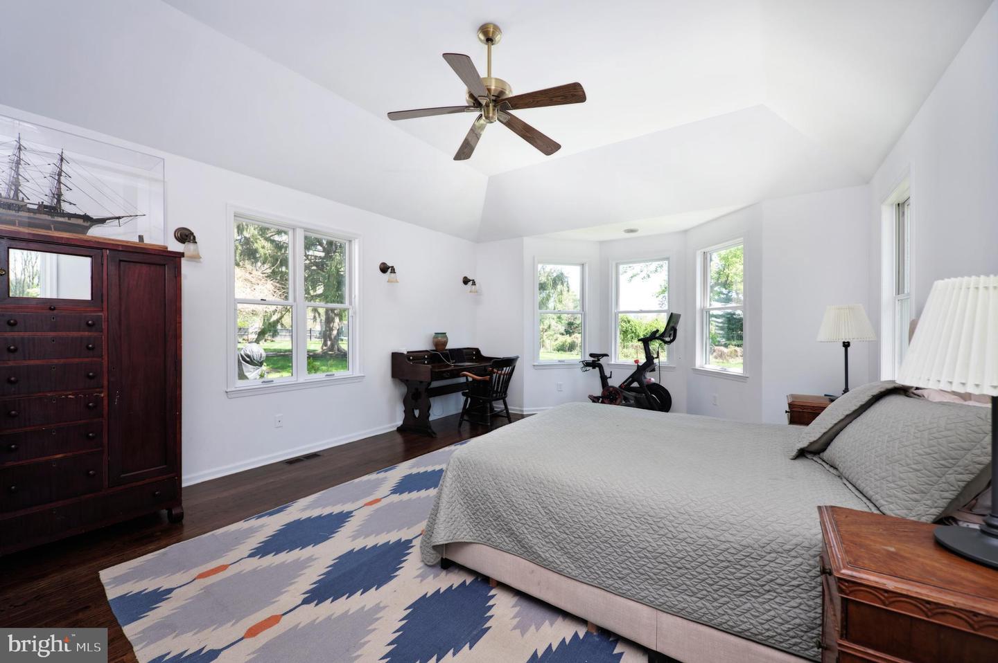 1040 KING OF PRUSSIA ROAD