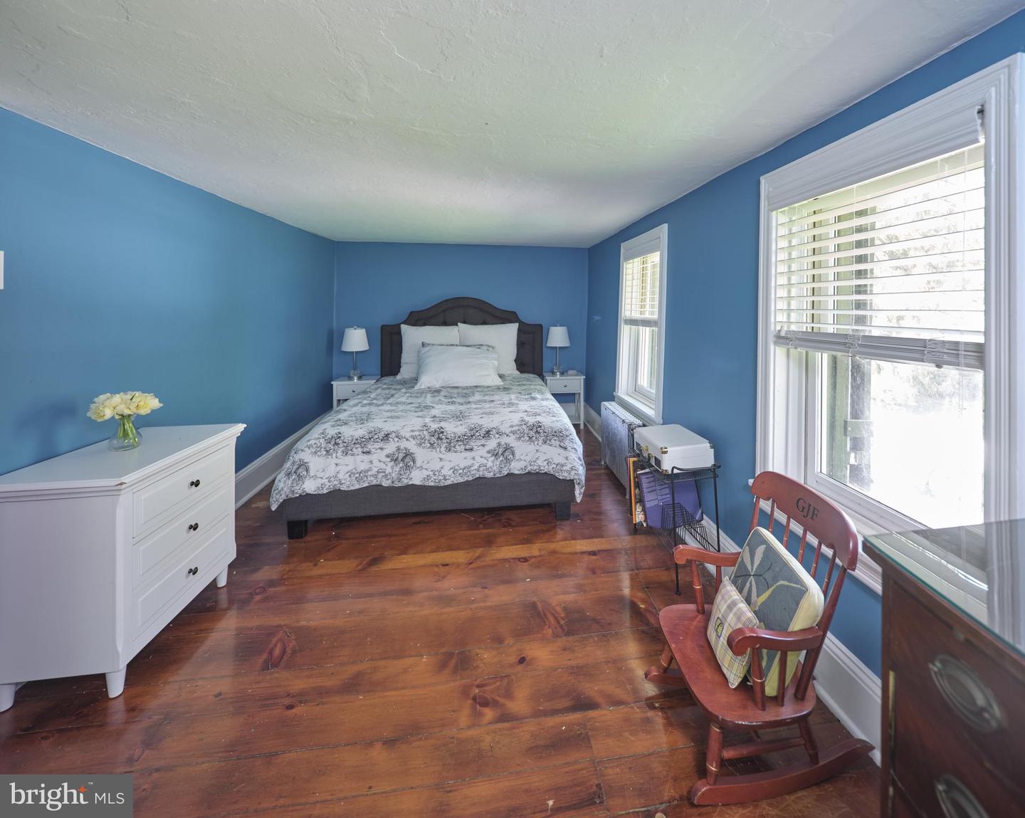 1040 KING OF PRUSSIA ROAD