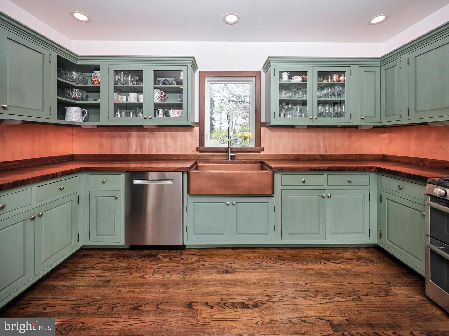 1040 KING OF PRUSSIA ROAD