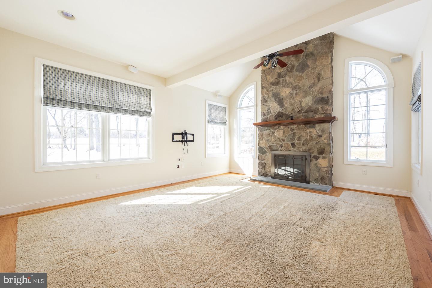 393 Hallman Mill Rd