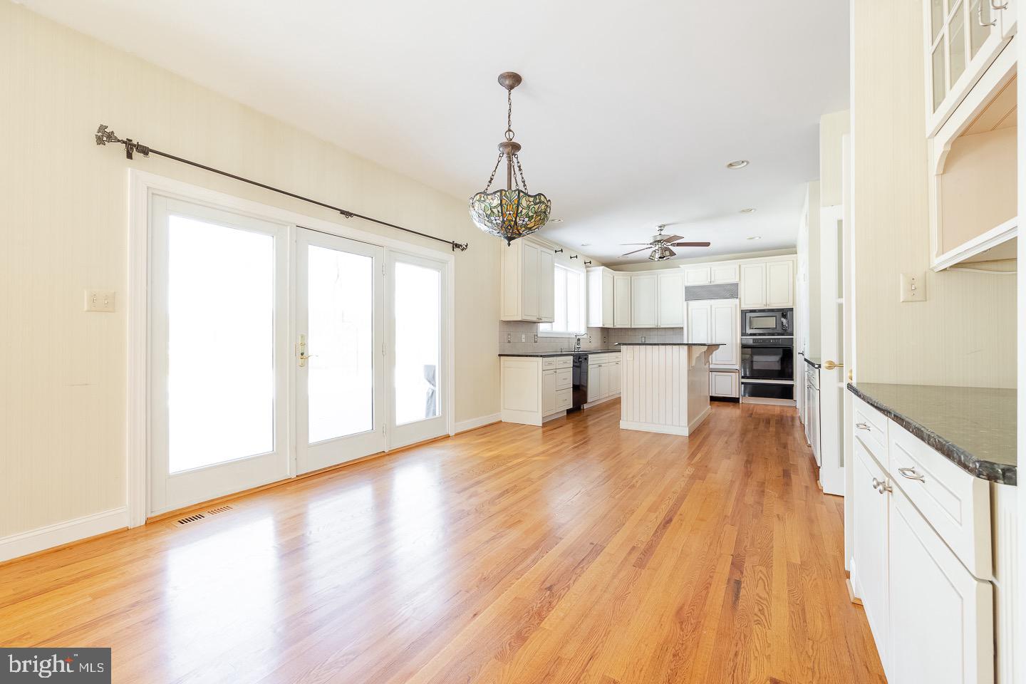 393 Hallman Mill Rd