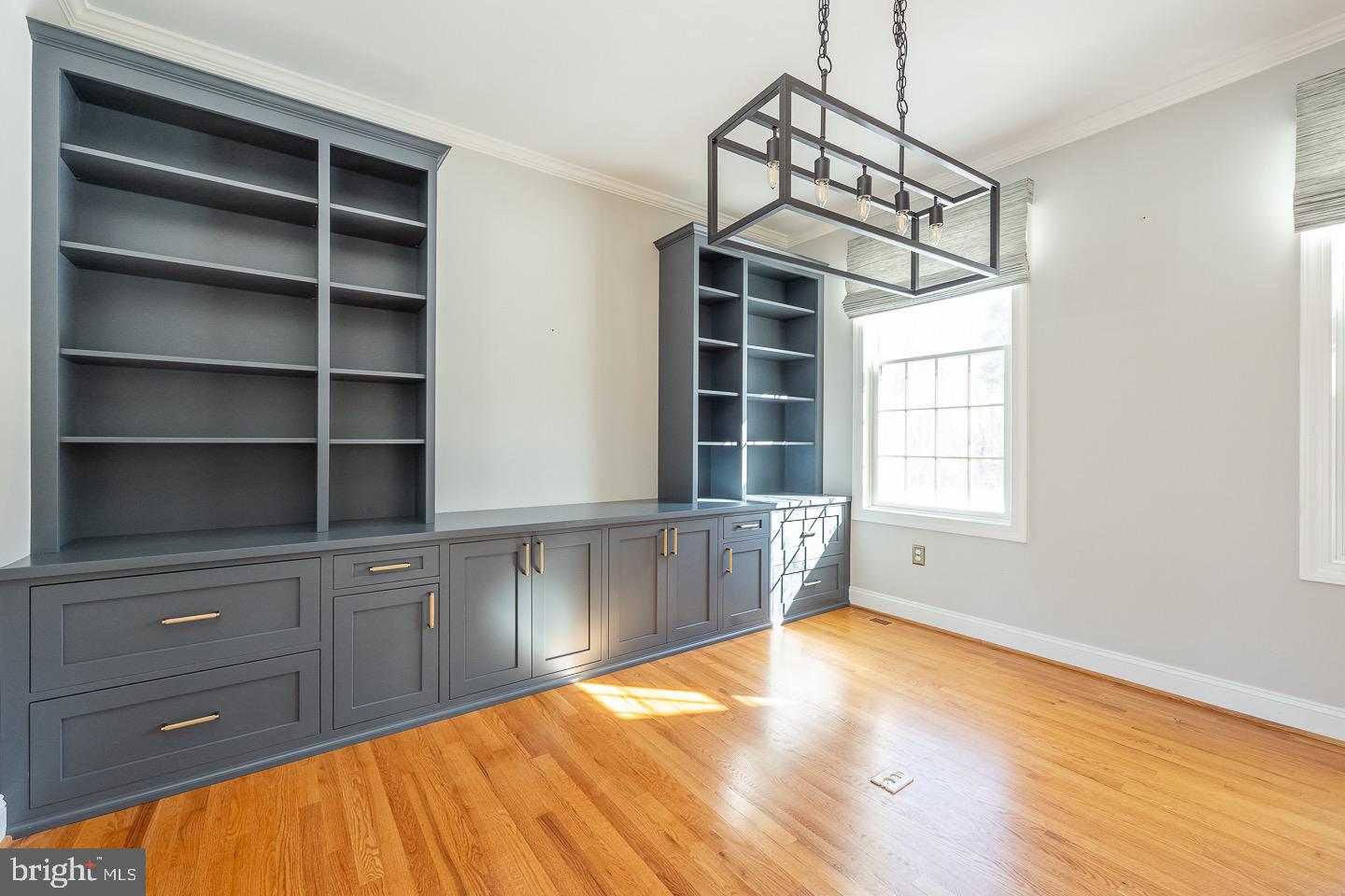 393 Hallman Mill Rd