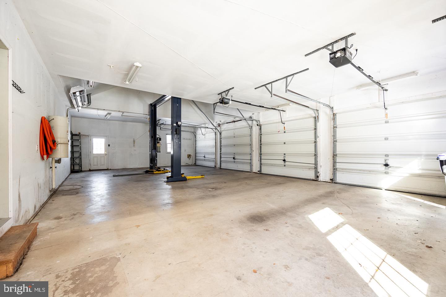 393 Hallman Mill Rd