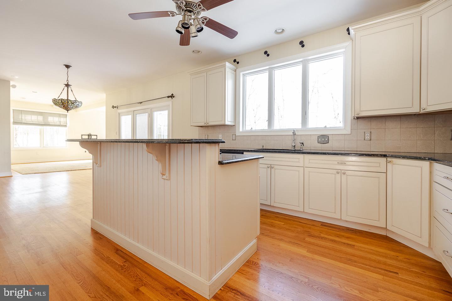 393 Hallman Mill Rd