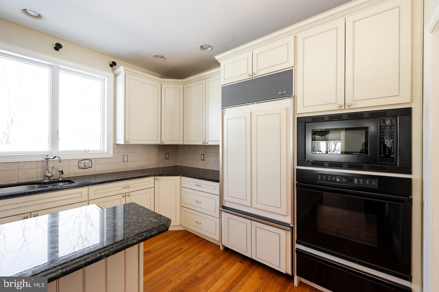 393 Hallman Mill Rd