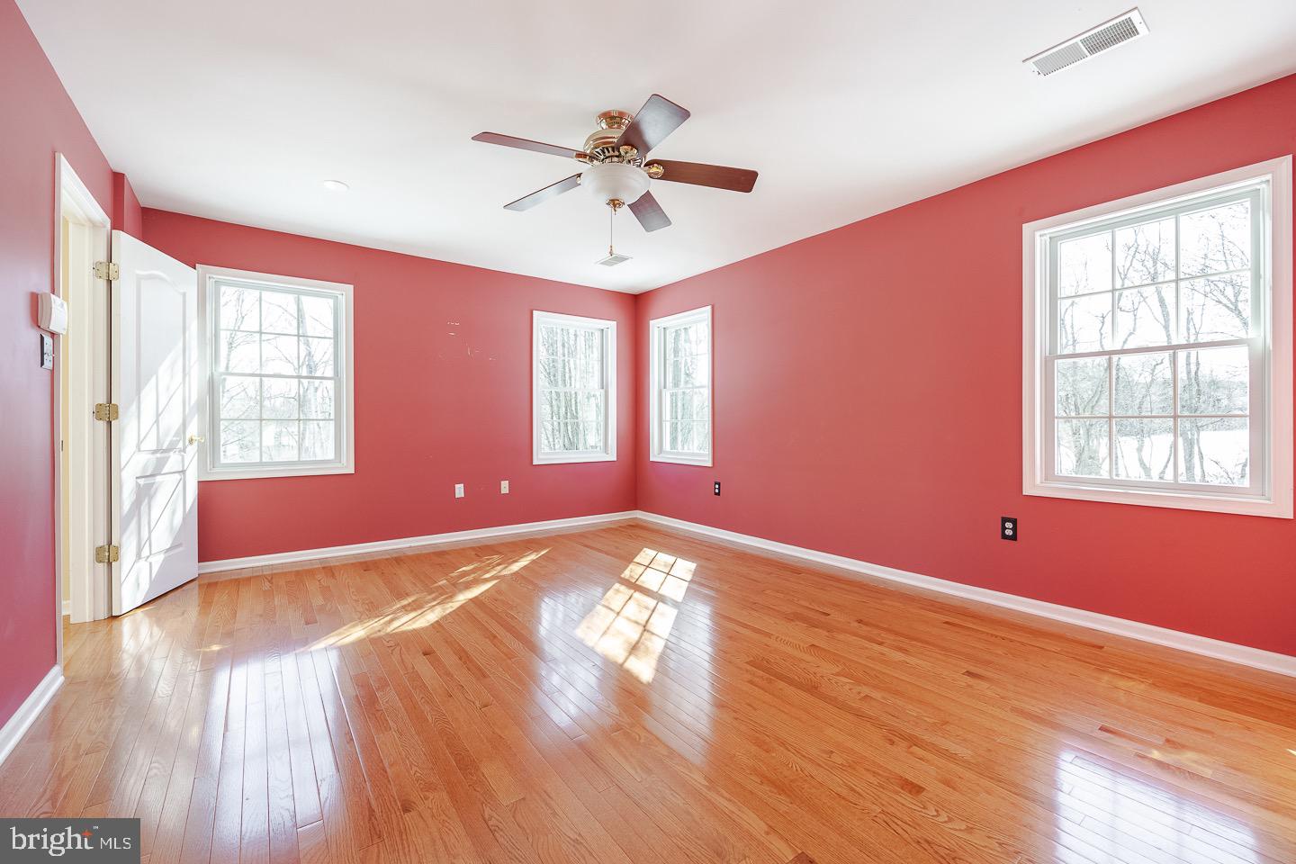 393 Hallman Mill Rd