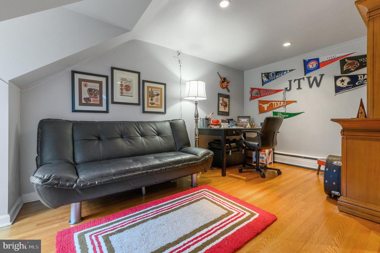 2401 Buttonwood Rd