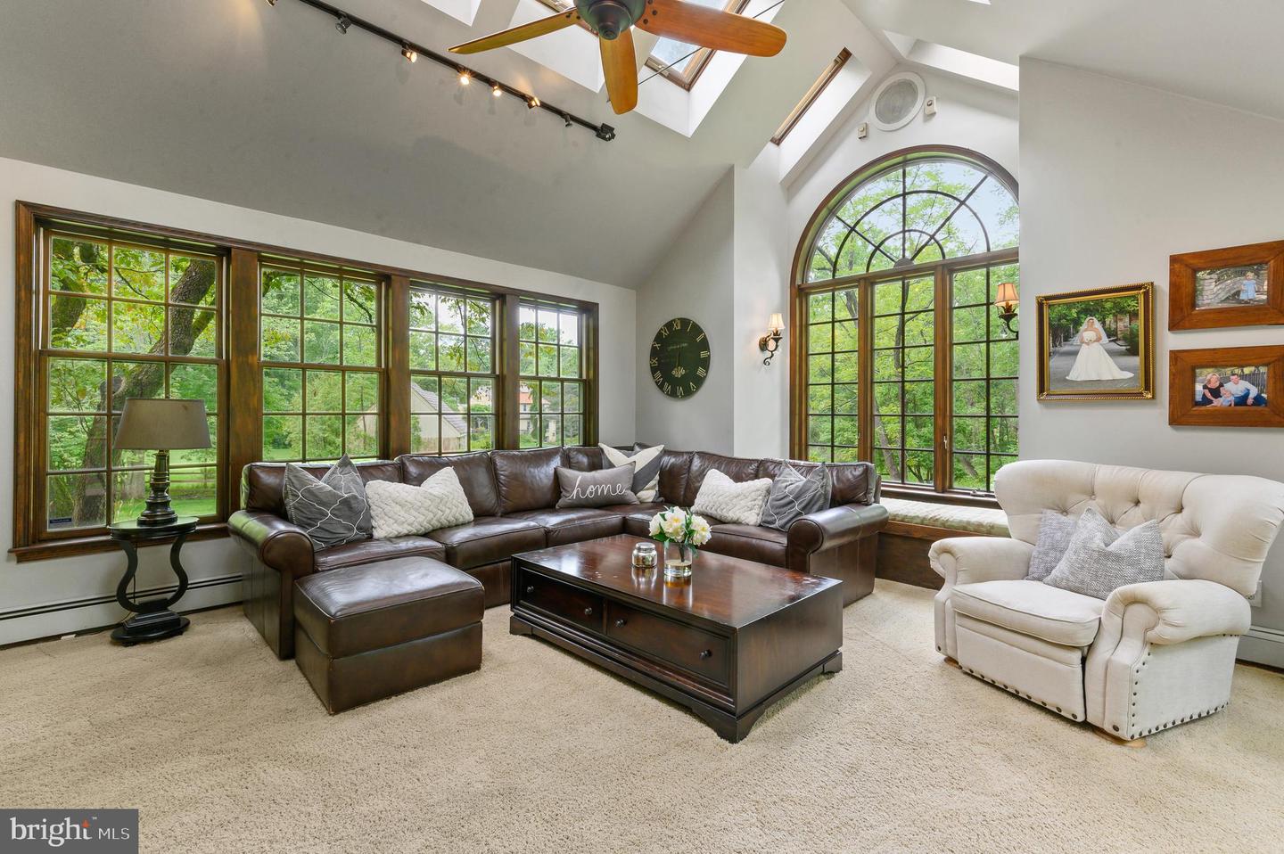 2401 Buttonwood Rd