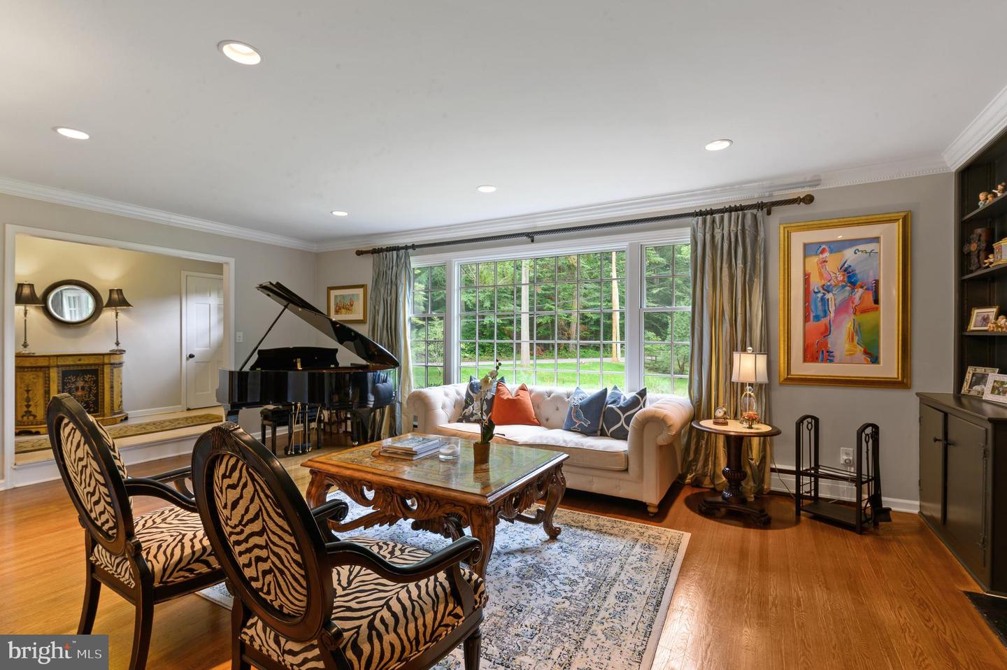 2401 Buttonwood Rd