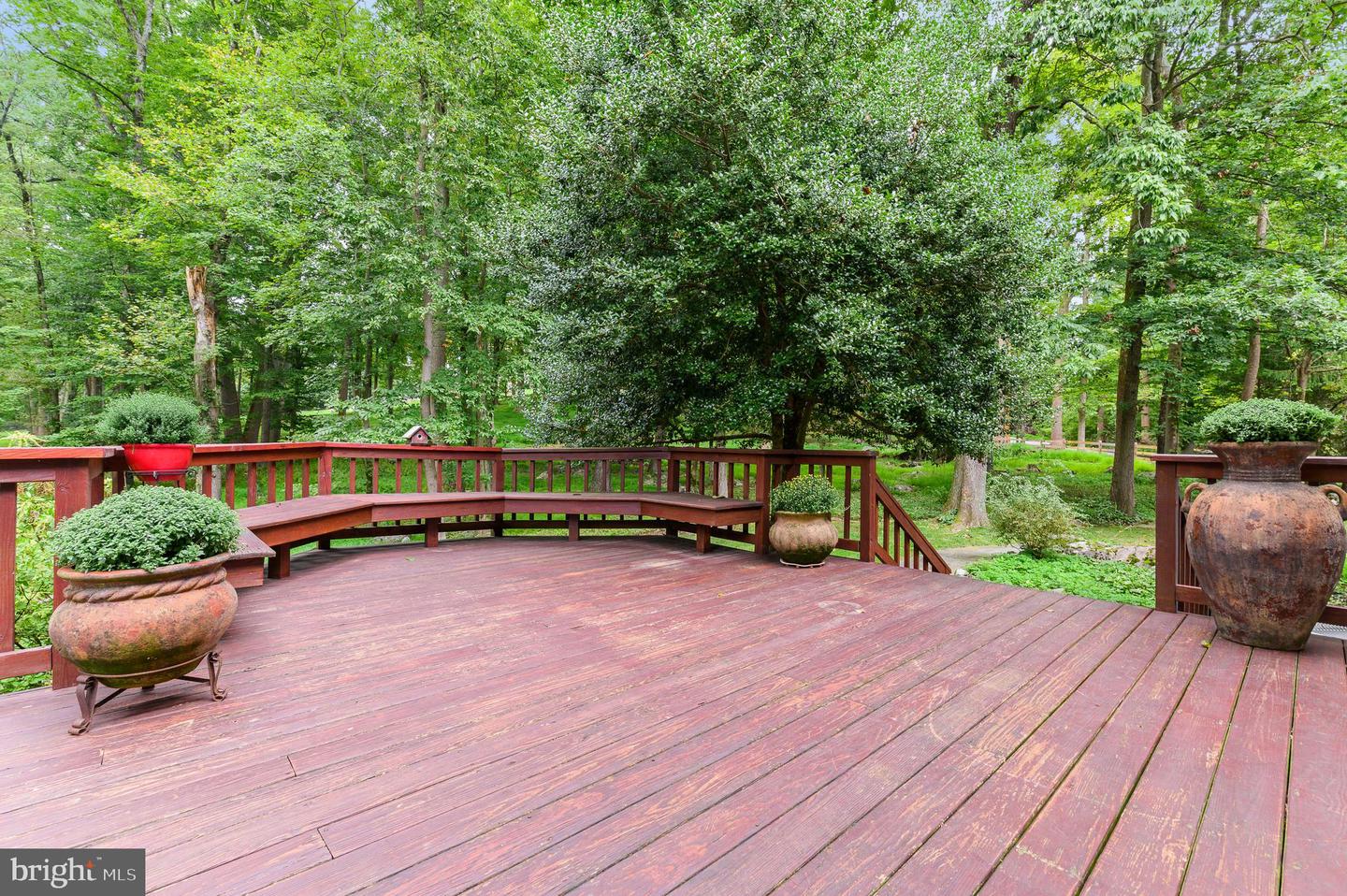2401 Buttonwood Rd