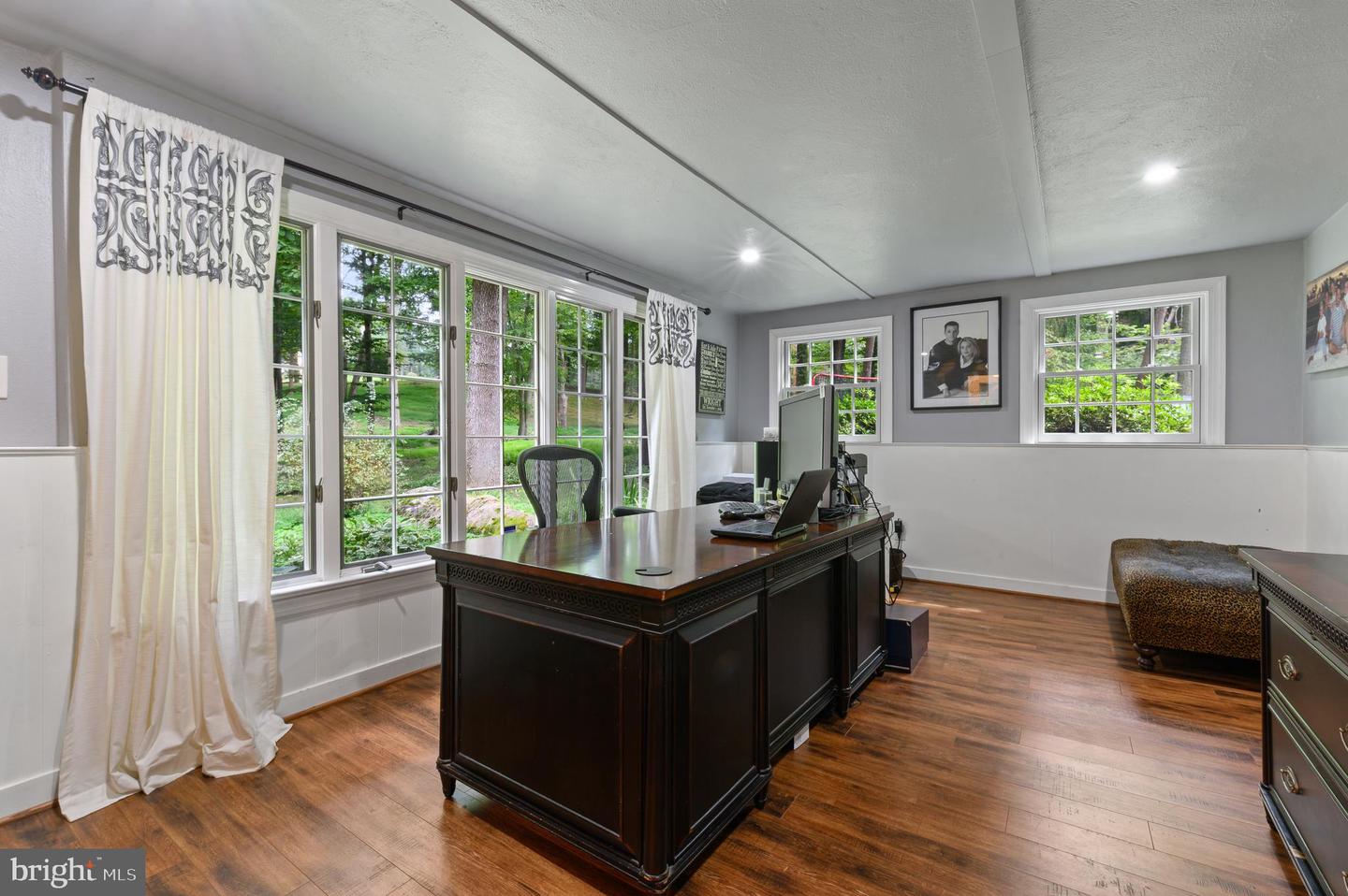 2401 Buttonwood Rd