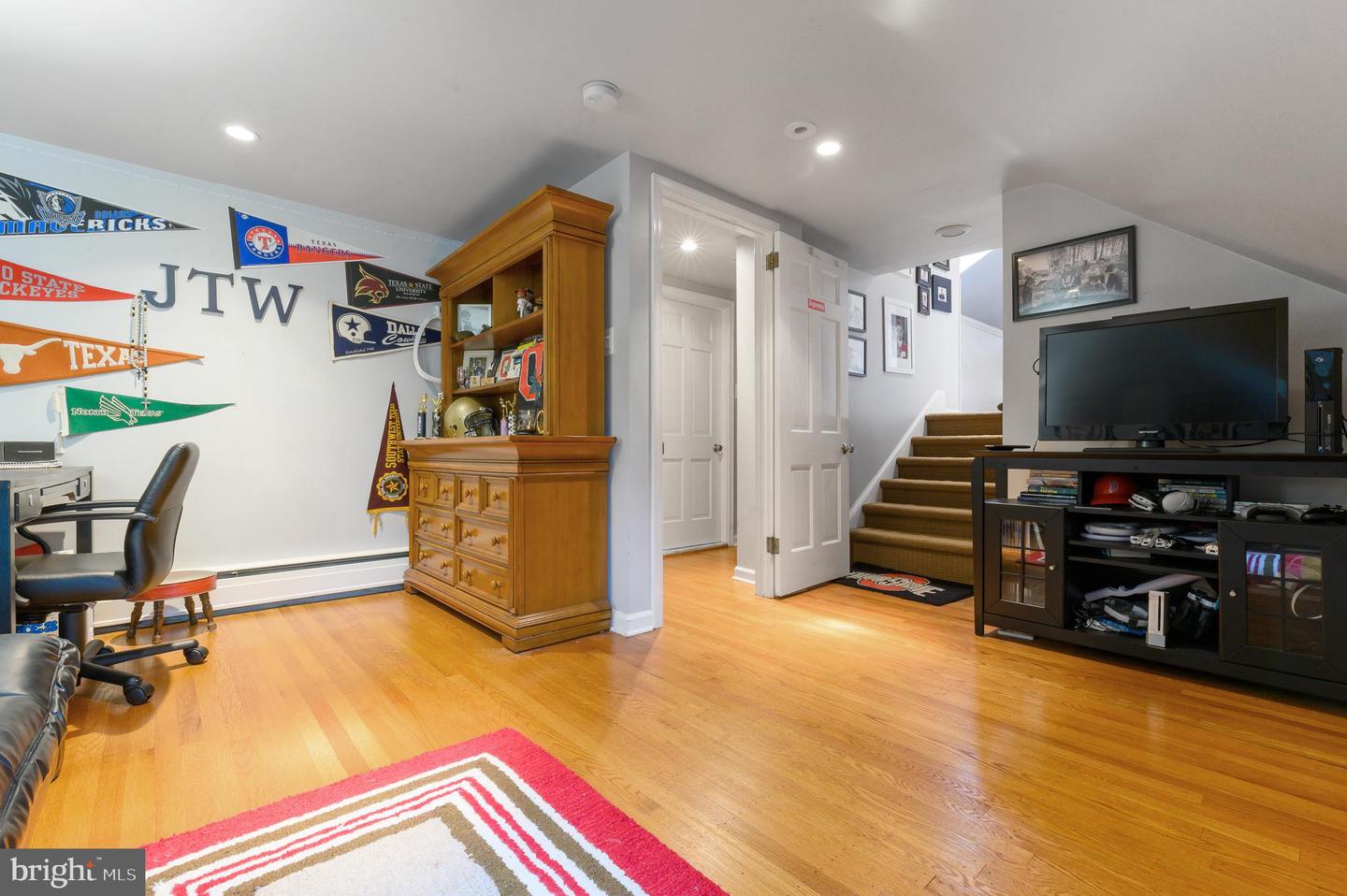 2401 Buttonwood Rd