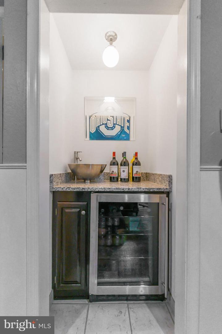 2401 Buttonwood Rd