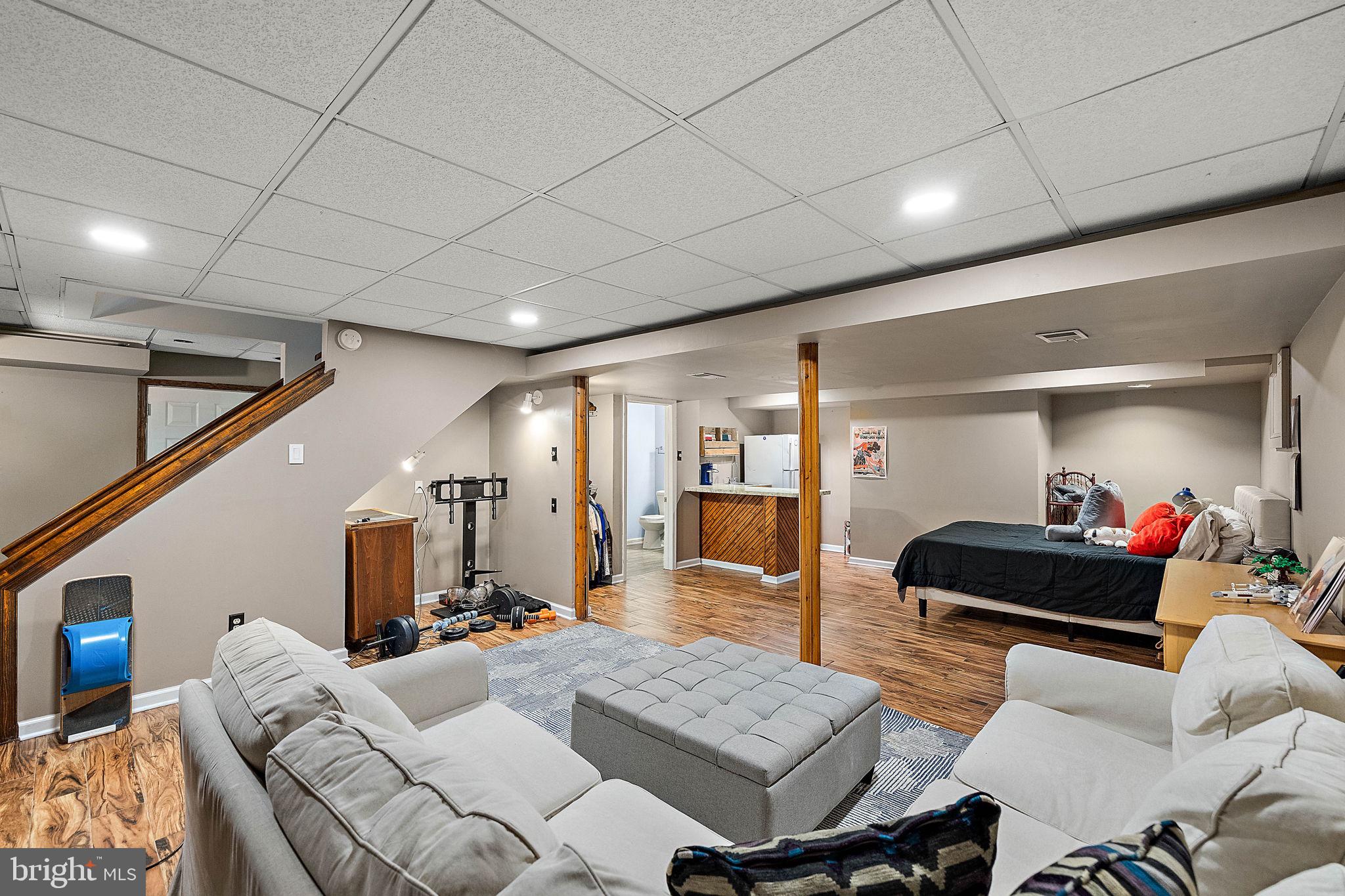 1117 Independence Dr