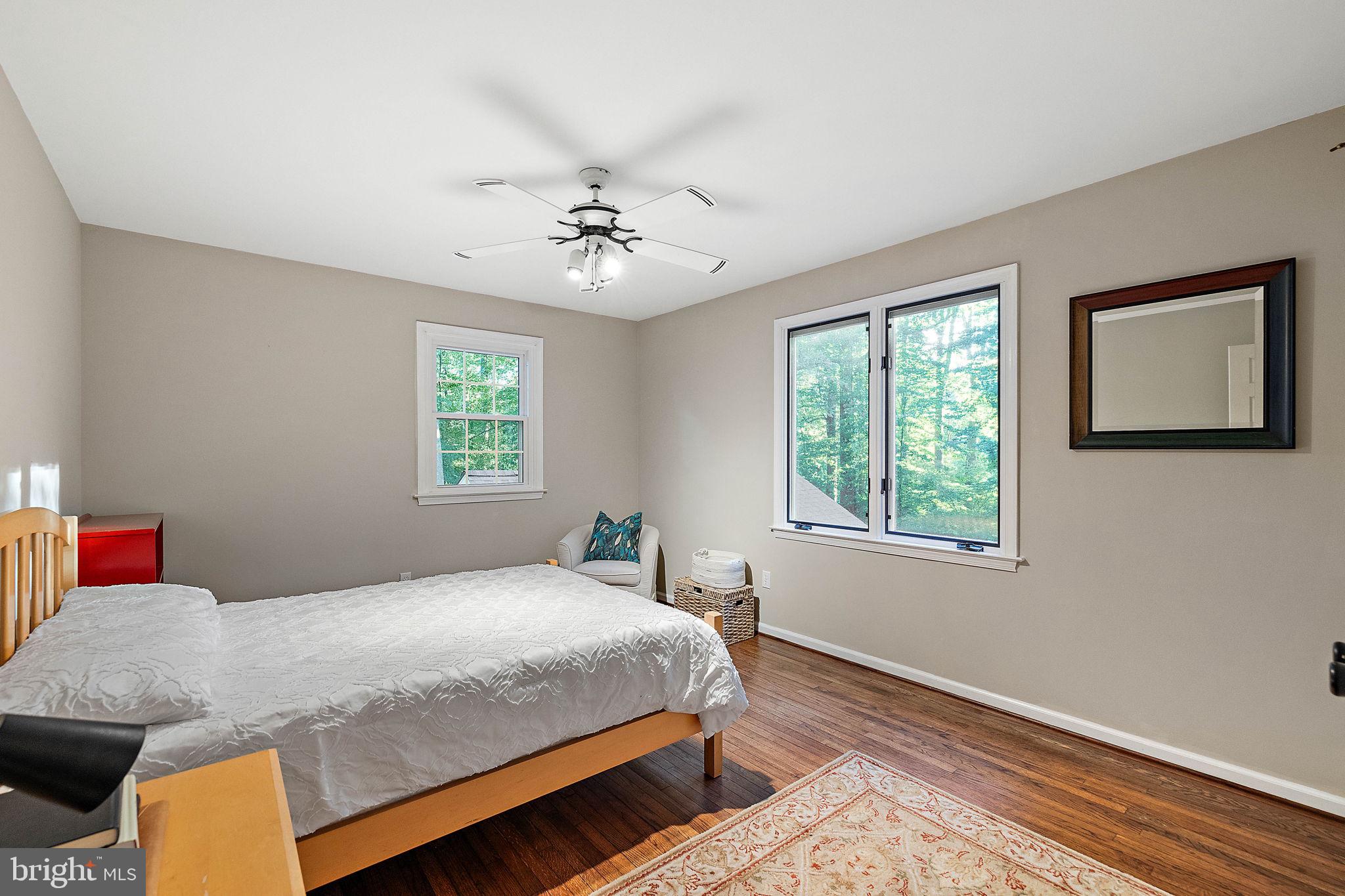 1117 Independence Dr