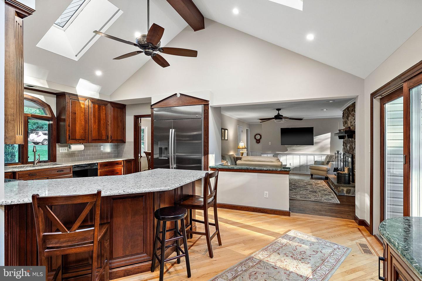 1117 Independence Dr