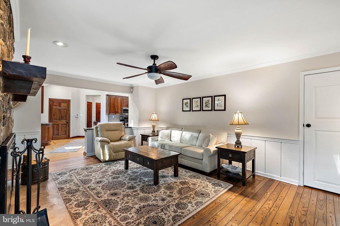 1117 Independence Dr