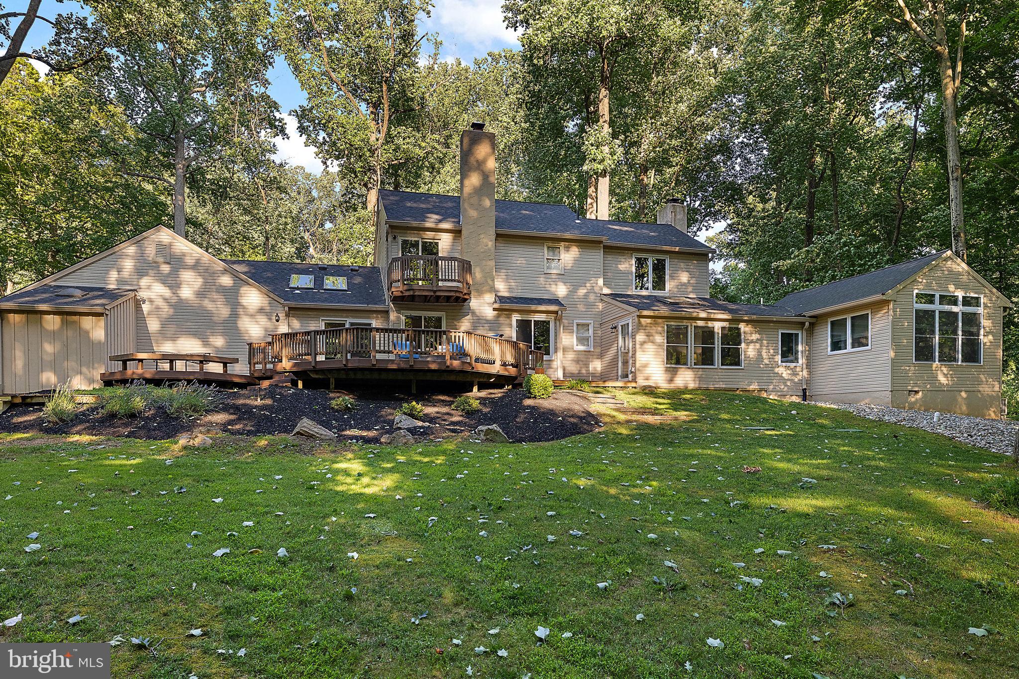 1117 Independence Dr