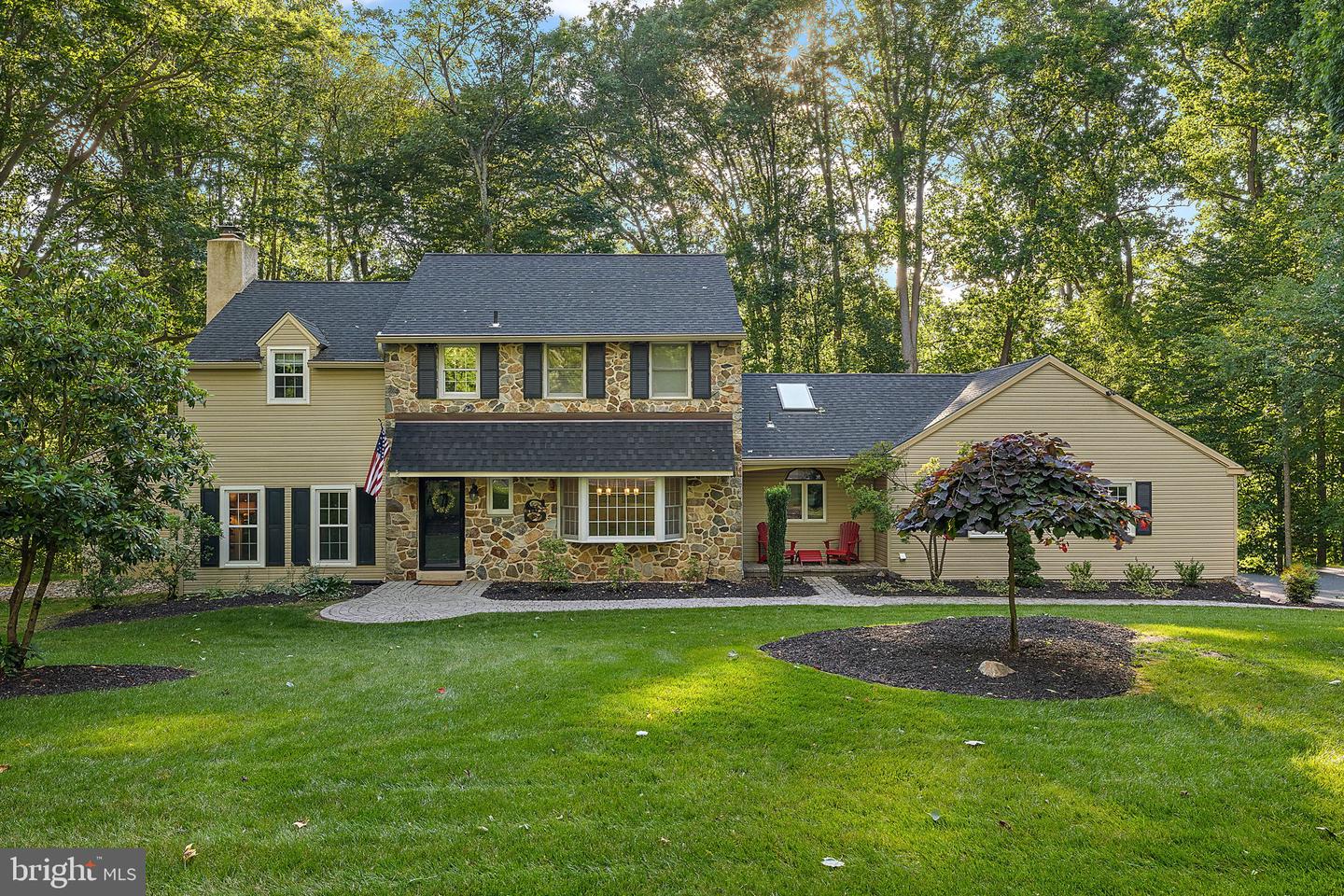 1117 Independence Dr