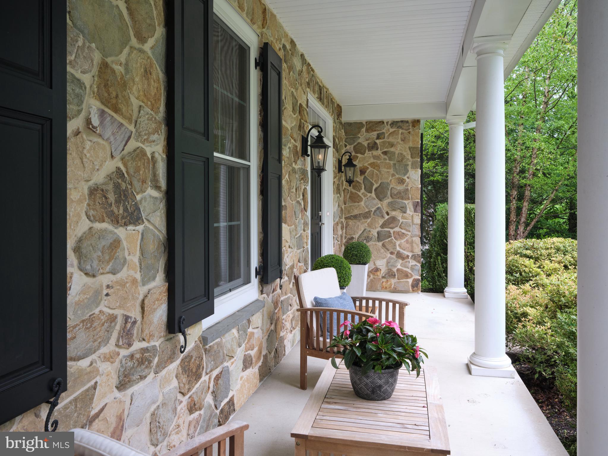 529 Sugartown Rd