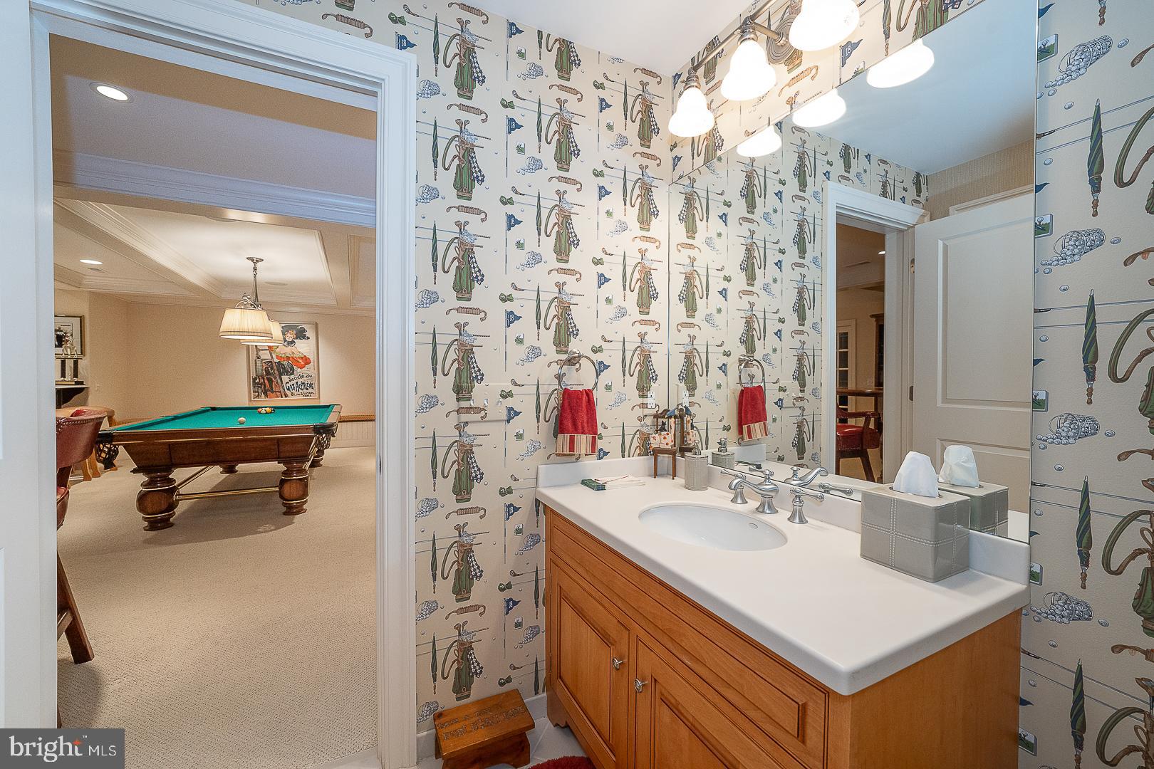 337 APPLEBROOK DRIVE