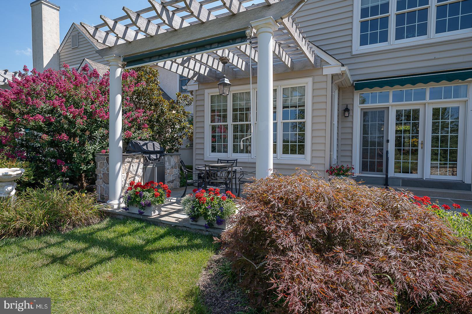 337 APPLEBROOK DRIVE