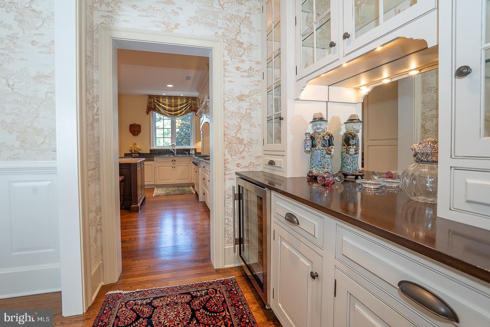 337 APPLEBROOK DRIVE