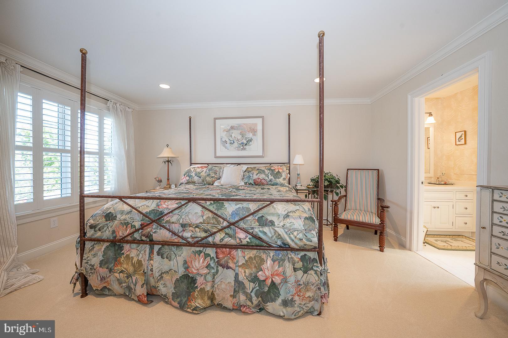 337 APPLEBROOK DRIVE